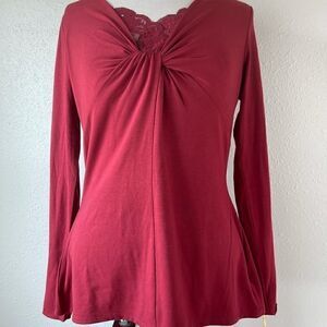 NWT Tape Measure Women’s Top Size M